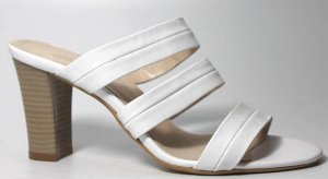 Шлепки Страна производитель: Турция
Размер женской обуви x: 36
Полнота обуви: Тип «F» или «Fx»
Материал верха: Натуральная кожа
Материал подкладки: Натуральная кожа
Стиль: Городской
Цвет: Белый
Каблук