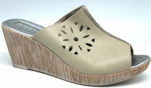 Шлепки Страна производитель: Китай
Размер женской обуви x: 36
Полнота обуви: Тип «F» или «Fx»
Вид обуви: Мюли
Материал верха: Натуральная кожа
Материал подкладки: Натуральная кожа
Стиль: Повседневный
