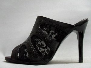 Шлепки Размер женской обуви x: 36
Полнота обуви: Тип «F» или «Fx»
Материал верха: Натуральная кожа
Материал подкладки: Натуральная кожа
Стиль: Городской
Цвет: Черный
Каблук/Подошва: Каблук
Высота кабл