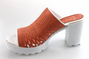 Шлепки Страна производитель: Турция
Полнота обуви: Тип «F» или «Fx»
Вид обуви: Шлепанцы
Материал верха: Натуральная кожа
Материал подкладки: Натуральная кожа
Стиль: Городской
Цвет: Оранжевый
Каблук/По