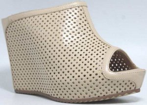 Шлепки Страна производитель: Китай
Полнота обуви: Тип «F» или «Fx»
Материал верха: Натуральная кожа
Материал подкладки: Натуральная кожа
Каблук/Подошва: Танкетка
Высота каблука (см): 11
Высота платфор