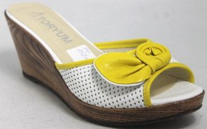 Шлепки Страна производитель: Турция
Вид обуви: Шлепанцы
Размер женской обуви x: 36
Полнота обуви: Тип «F» или «Fx»
Материал подкладки: Искусственная кожа
Стиль: Повседневный
Каблук/Подошва: Танкетка
Ф