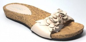 Шлепки Полнота обуви: Тип «F» или «Fx»
Вид обуви: Шлепанцы
Материал верха: Натуральная кожа
Материал подкладки: Без подкладки
Стиль: Повседневный
Цвет: Белый
Форма мыска/носка: Закругленный
Каблук/Под