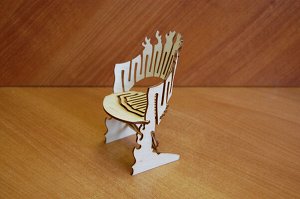 Кресло Кресло, размер: 15*9*9 см, материал: влагостойкая фанера 3 мм,  СОБИРАЕТСЯ ТОЛЬКО В СЫРОМ ВИДЕ (см. описание коллекции)