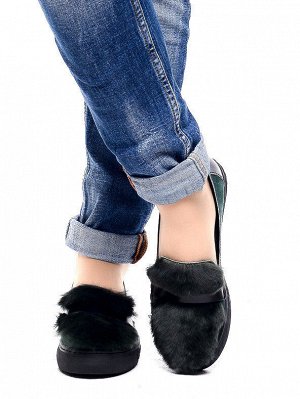 Балетки Размер женской обуви x: 35 \
Размер женской обуви: 35, 36, 37, 38, 39, 40
натуральная замша
стелька - натуральная кожа
подошва 3 см