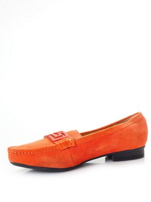 Мокасины Страна производитель: Китай
Вид обуви: Мокасины
Размер женской обуви x: 35
Материал верха: Замша
Материал подкладки: Натуральная кожа
Полнота обуви: Тип «F» или «Fx» \
Стиль: Городской
Цвет: 