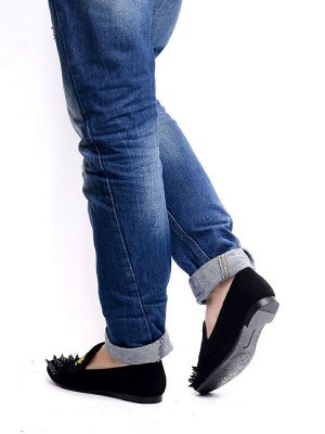 Мокасины Страна производитель: Китай
Вид обуви: Мокасины
Сезон: Весна/осень
Размер женской обуви x: 35 \
Материал верха: Замша
Материал подкладки: Натуральная кожа
Полнота обуви: Тип «F» или «Fx» \
Ст