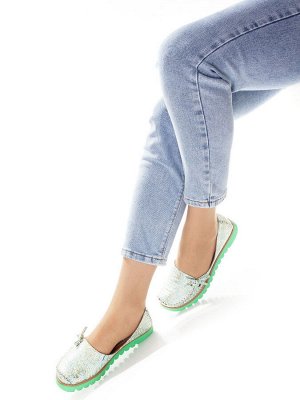 Балетки Страна производитель: Турция
Вид обуви: Мокасины
Сезон: Лето
Размер женской обуви x: 36
Материал верха: Нубук
Материал подкладки: Натуральная кожа
Полнота обуви: Тип «F» или «Fx» \
Стиль: Повс