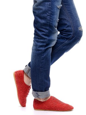 Туфли Страна производитель: Китай
Размер женской обуви x: 36
Полнота обуви: Тип «F» или «Fx»
Сезон: Весна/осень
Тип носка: Закрытый
Форма мыска/носка: Закругленный
Каблук/Подошва: Плоская подошва
Мате