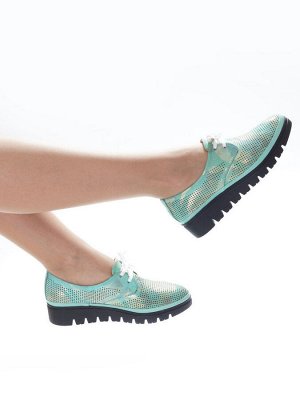 Туфли Страна производитель: Турция
Размер женской обуви: 36, 36, 36, 37, 38, 39, 40
Полнота обуви: Тип «F» или «Fx»
Тип носка: Закрытый
Форма мыска/носка: Закругленный
Высота каблука (см): 3,5
Высота 