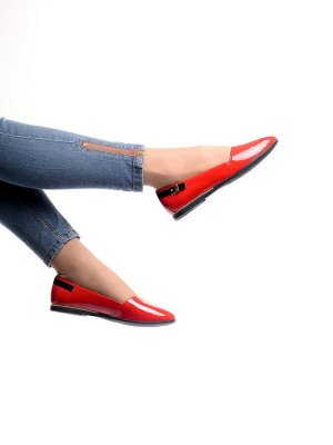 Туфли Страна производитель: Китай
Размер женской обуви x: 36
Полнота обуви: Тип «F» или «Fx»
Сезон: Весна/осень
Тип носка: Закрытый
Форма мыска/носка: Закругленный
Каблук/Подошва: Каблук
Высота каблук