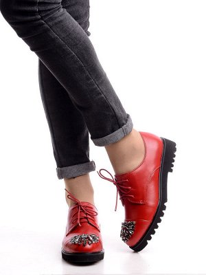 Туфли Страна производитель: Китай
Размер женской обуви x: 38
Полнота обуви: Тип «F» или «Fx»
Сезон: Весна/осень
Тип носка: Закрытый
Форма мыска/носка: Закругленный
Каблук/Подошва: Каблук
Высота каблук