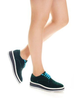 Туфли Страна производитель: Турция
Полнота обуви: Тип «F» или «Fx»
Материал верха: Велюр
Цвет: Зеленый
Материал подкладки: Натуральная кожа
Стиль: Деловой
Форма мыска/носка: Закругленный
Каблук/Подошв