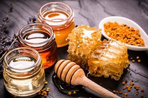 Мёд с прополисом (очень полезный)
