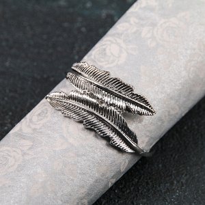 Кольцо для салфетки «Лист», 4,5?2 см, цвет серебряный
