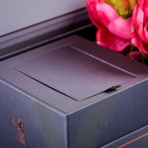 Коробка подарочная Best с откидной крышкой на магните, серая, 35 х 15 х 10,5 см