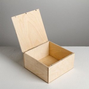 Ящик деревянный с магнитом Gift, 20 * 20 * 10 см
