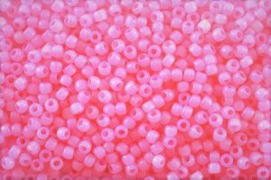 Бисер японский TOHO круглый 11/0 #0145F нежно-розовый, матовый цейлон, 10 грамм