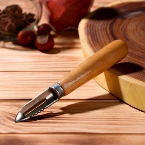 Овощечистка с деревянной ручкой &quot;Экономка&quot;, лакированная