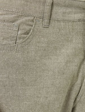 брюки Материал: %100 Хлопок Параметры модели: рост: 188 cm, грудь: 99, талия: 75, бедра: 95 Надет размер: 42
