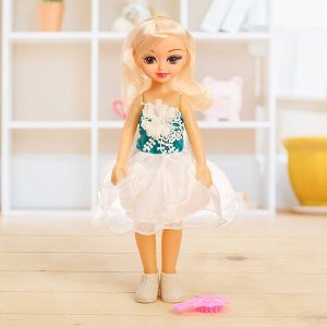 Кукла классическая «Нина» в платье с аксессуаром, МИКС