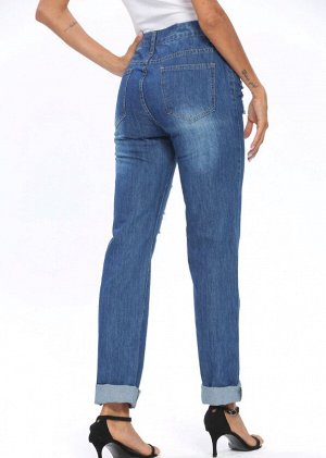 Джинсы Трендовая пара джинсы – это главный маст хэв в гардеробе каждой девушки. При этом совершенно не важен статус и род деятельности. Джинсы являются универсальной одеждой, ведь они способны выручит