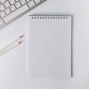 Блокнот А5, 40 листов. На гребне в клетку «Мечтай.Создавай.Действуй»