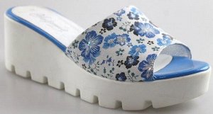 Шлепки Страна производитель: Турция
Вид обуви: Шлепанцы
Размер женской обуви x: 36
Полнота обуви: Тип «F» или «Fx»
Материал верха: Нубук
Материал подкладки: Натуральная кожа
Стиль: Городской
Цвет: Гол