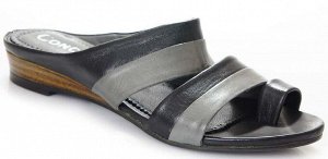 Шлепки Страна производитель: Турция
Размер женской обуви x: 37
Полнота обуви: Тип «D»
Вид обуви: Шлепанцы
Материал верха: Натуральная кожа
Материал подкладки: Натуральная кожа
Стиль: Повседневный
Цвет