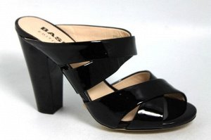 Шлепки Страна производитель: Китай
Размер женской обуви x: 36
Размер женской обуви: 36, 36, 37, 38, 39
натуральная кожа \ лак \
каблук 9, 5 см