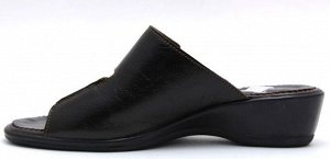 Шлепки Страна производитель: Турция
Размер женской обуви x: 36
Материал верха: Натуральная кожа
Материал подкладки: Натуральная кожа
Цвет: Коричневый
Размер женской обуви: 36, 36, 37, 39, 40
Материал 