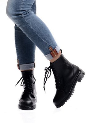 Ботинки Страна производитель: Китай
Размер женской обуви x: 37
Полнота обуви: Тип «F» или «Fx»
Вид обуви: Ботинки
Сезон: Весна/осень
Материал верха: Полиуретан
Материал подкладки: Без подкладки
Матери
