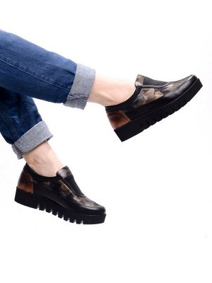 Ботинки Страна производитель: Турция
Полнота обуви: Тип «F» или «Fx»
Материал верха: Натуральная кожа
Цвет: Черный
Материал подкладки: Натуральная кожа
Стиль: Повседневный
Форма мыска/носка: Закруглен