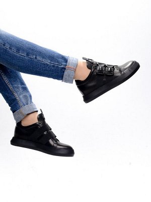 Ботинки Страна производитель: Китай
Полнота обуви: Тип «F» или «Fx»
Материал верха: Натуральная кожа
Цвет: Черный
Материал подкладки: Натуральная кожа
Стиль: Молодежный
Форма мыска/носка: Закругленный