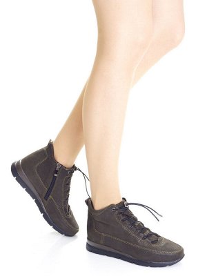 Ботинки Страна производитель: Китай
Полнота обуви: Тип «F» или «Fx»
Материал верха: Нубук
Цвет: Хаки
Материал подкладки: Байка
Стиль: Повседневный
Форма мыска/носка: Закругленный
Каблук/Подошва: Платф