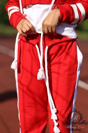 Костюм спортивный с широкими брюками и майкой #MY_UNIVERSE красный
