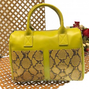 Стильная сумка Walker из натуральной кожи лимонного цвета с лазерными вставками под рептилию.