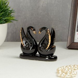 Сувенир керамика "Танцы лебедей" чёрный с золотом 8х6,5х3 см