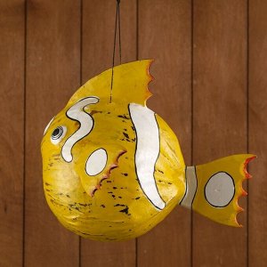 Сувенир из кокоса "Рыбка жёлтая" подвесной  32х26х26 см