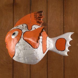 Сувенир из кокоса "Рыбка оранжевая" подвесной 32х25х25 см