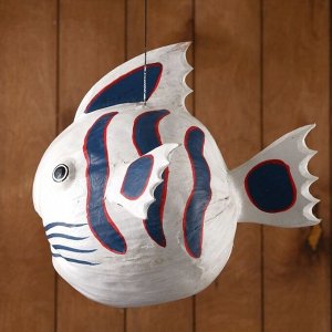 Сувенир из кокоса "Рыбка белая" подвесной 34х26х26 см