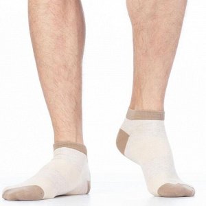 Носки Укороченные мужские носки из хлопка с эластаном, резинка, мысок и пятка из ткани контрастного тона.

Состав:
Хлопок 60%, Полиамид 38%, Эластан 2%