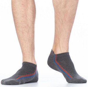 Носки Спортивные мужские носки из хлопка с эластаном, с перфорированным верхом, анатомической резинкой и удобным язычком на задней части. По бокам модели размещен яркий рисунок "полоски", сзади контра