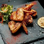 Крылья куриные в груз соусе