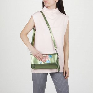 Клатч женский, отдел с перегородкой, 2 наружных кармана, с ручкой, длинный ремень, цвет зелёный перламутровый