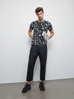 Футболка с мультипликационным мотивом