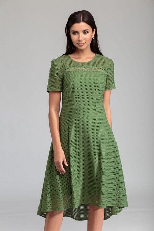 Платье Платье SandyNA 13420 зеленый 
Состав ткани: Хлопок-100%; 
Рост: 170 см.

Платье расширенного к низу силуэта, длиной 116,0см (по снинке), с втачным покроем рукава. Платье выполнено из ткани с ш