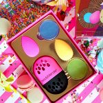 Beautyblender — аксессуары для макияжа (США). Новинки