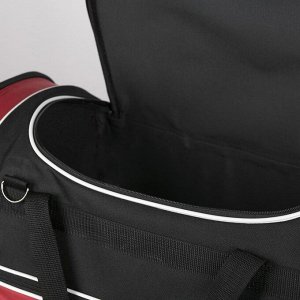Сумка спортивная, 3 отдела на молниях, наружный карман, длинный ремень, цвет чёрный