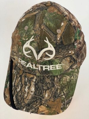 Бейсболка Камуфляжная бейсболка Realtree с черной полосой на козырьке  №5146